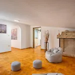 Giovanna Villa